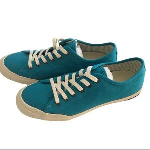 SeaVees Monterey Turquoise Canvas Sneakers